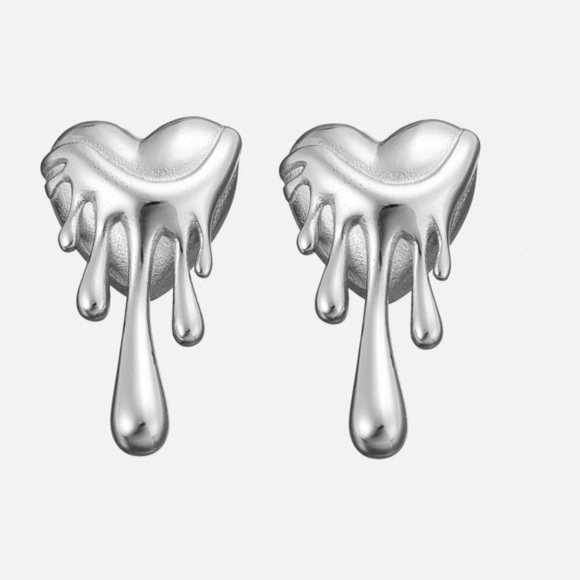 Meltdown Artistic Silver Heart Drip Earrings - Picture 1 of 15